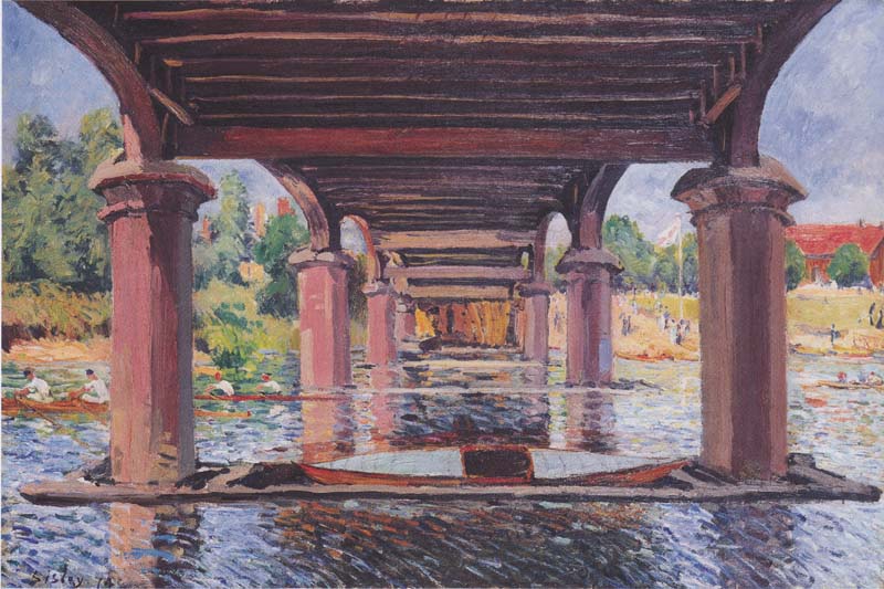 nder the bridge at Hampton Court.jpg